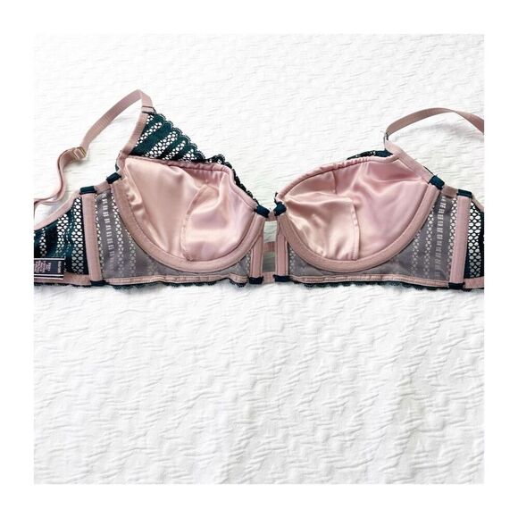 Buy 1 get 1 free 32c Victorias Secret green lace lined plunge - Picture 8 of 11